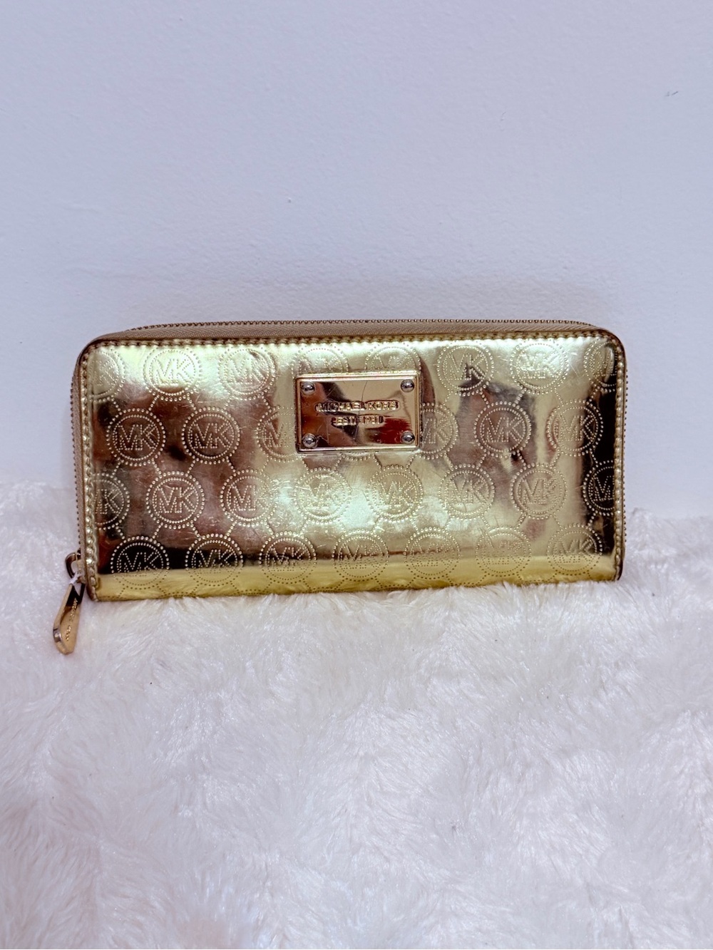 Michael Kors Metallic Gold Signature Zip Wallet